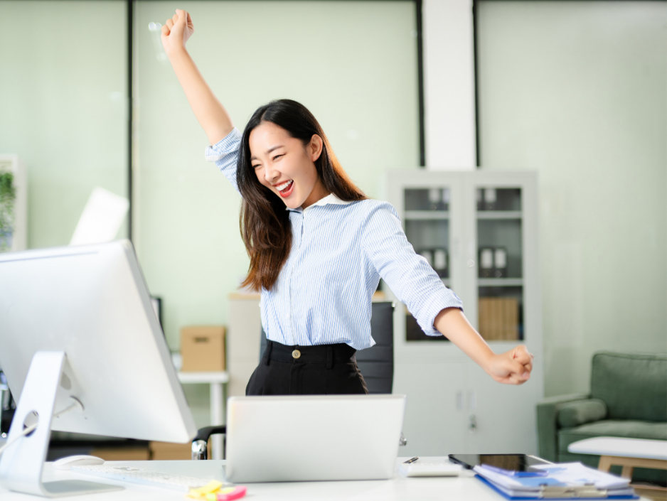 VA Working Happily by Evangeline Millana, Philippines